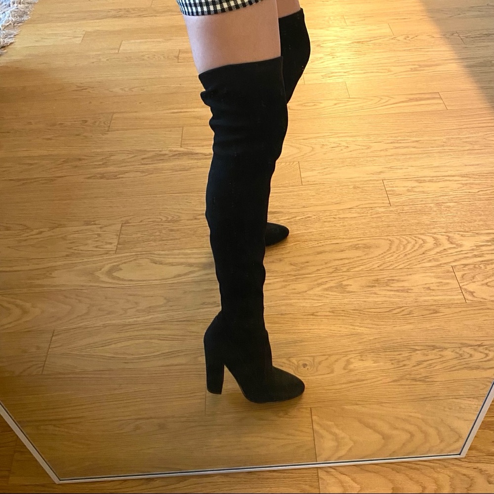 OVER-THE-KNEE SUEDE BOOTS